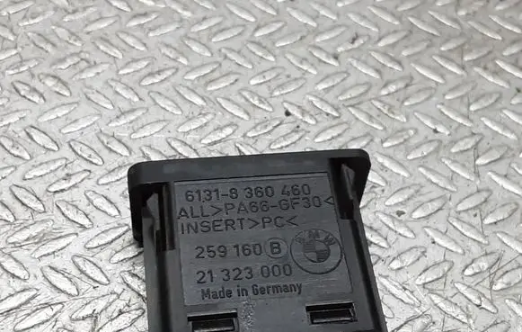 Headlight level height control switch