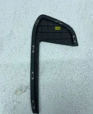 KIA Sportage Front bumper upper radiator grill 86854F1600