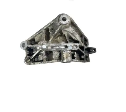 Chevrolet Camaro Generator/alternator bracket 12612734