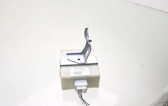 Toyota Avensis T250 Door central lock control unit/module 8974105070 73668012