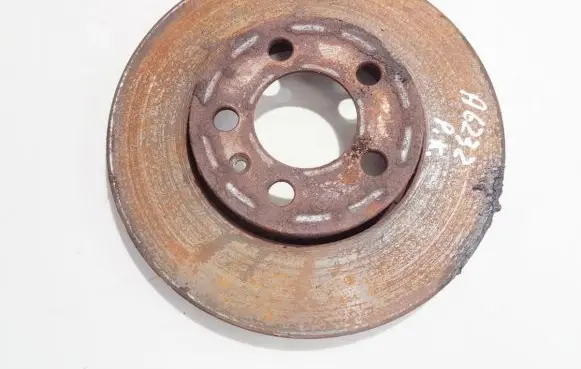 Skoda Fabia Mk2 (5J) Front brake disc ventiliuojamas