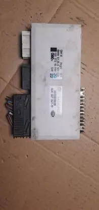 BMW 5 E39 Comfort/convenience module 61356901228 5DK00704717