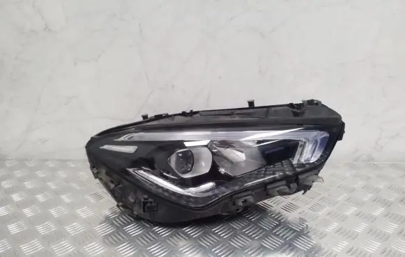 Mercedes-Benz CLA C118 X118 Headlight/headlamp A1189062600