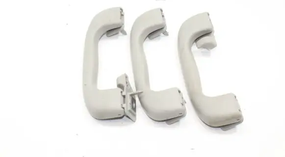 Chevrolet Orlando A set of handles for the ceiling 