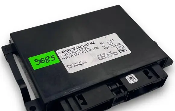 Mercedes-Benz E W213 Central body control module S3685 A2139001722