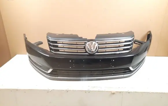 Volkswagen PASSAT B7 Front bumper