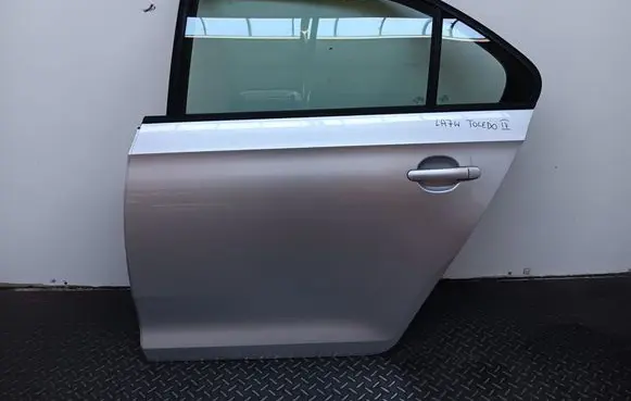 Seat Toledo IV (NH) Rear door