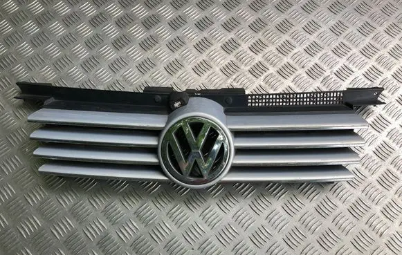 Volkswagen Bora Front grill 1J5853655A 1J5853655C