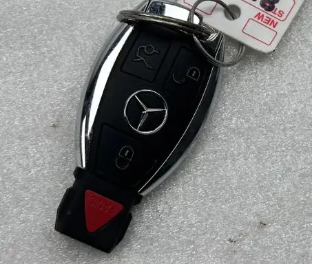 Mercedes-Benz S W222 Ignition key/card A222