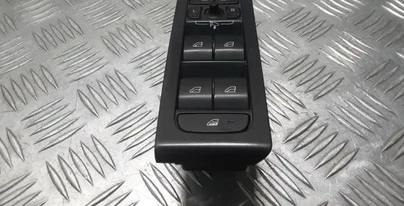 Volvo XC40 Electric window control switch 31456056