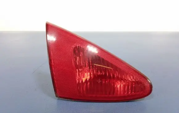 Alfa Romeo 147 Rear/tail lights 46556346