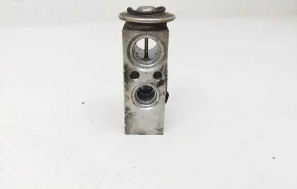 Peugeot 308 Air conditioning (A/C) expansion valve N669449M005 TD313