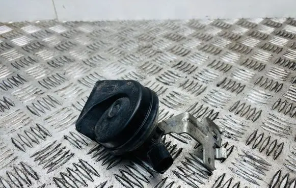 Volkswagen PASSAT B8 Horn signal 5Q0951223