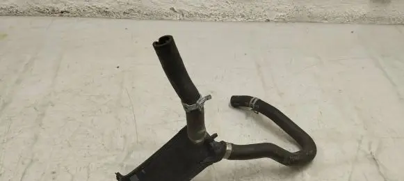 Volvo XC90 Engine coolant pipe/hose 31338712