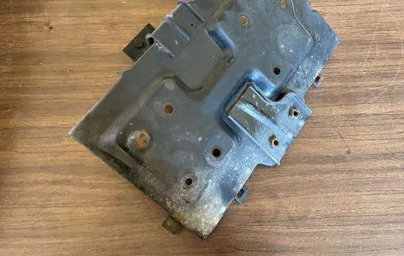 KIA Sorento Battery tray 