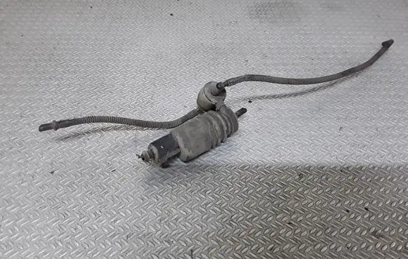 Volkswagen Sharan Windscreen/windshield washer pump 1J6955651