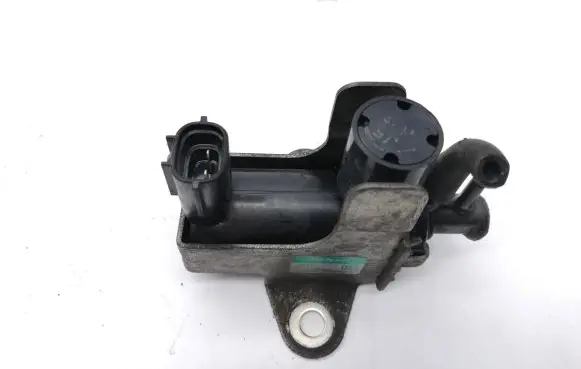 Honda CR-V Turbo solenoid valve 139700870