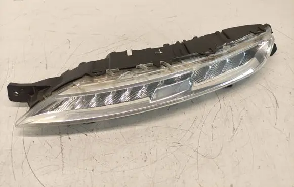 Citroen C4 II Picasso LED Daytime headlight 9676036580 R78HDGG 89209011