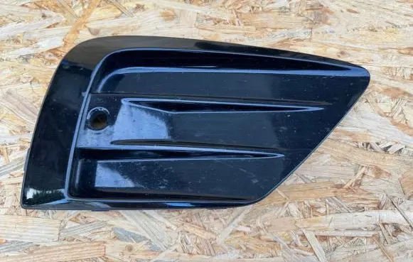 Volvo XC60 Front bumper lower grill 31449129
