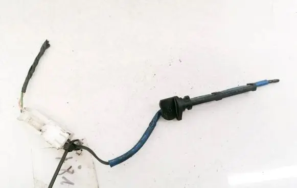 Hyundai i30 Outside/exterior temperature sensor 