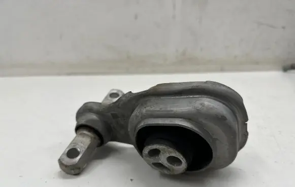 Mercedes-Benz A W177 Engine mount bracket A2472400600