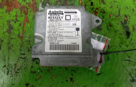 Renault Megane I Airbag control unit/module