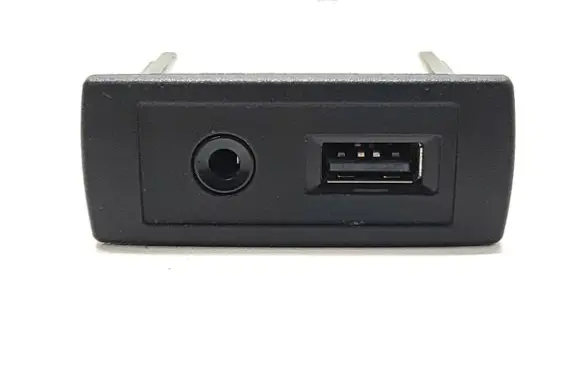 Mercedes-Benz Sprinter W906 AUX in-socket connector A4478200087