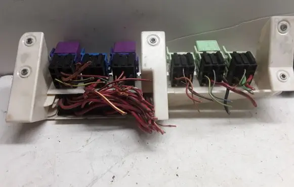 BMW X5 E53 Fuse module 61138383720