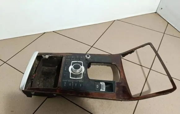 Audi A8 S8 D3 4E Gear shifter surround trim plastic 4E0863916