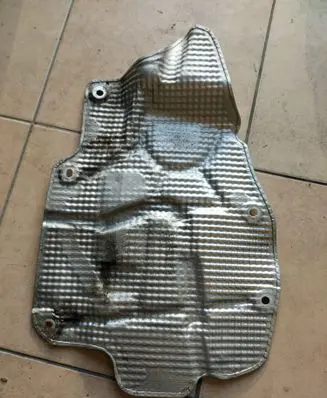 Porsche Cayenne (92A) Heat shield in engine bay 7P5825616B