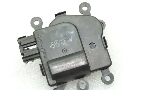 Mazda CX-5 Air flap motor/actuator KD4761A60