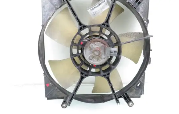 Toyota RAV 4 (XA20) Fan set 2635005251 1636323010