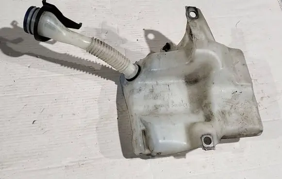 Ford C-MAX II Windshield washer fluid reservoir/tank AV6117B613A AV6113K163