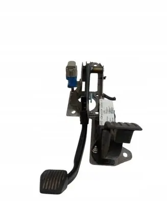 Ford Focus Accelerator throttle pedal EV61-9F836-AA