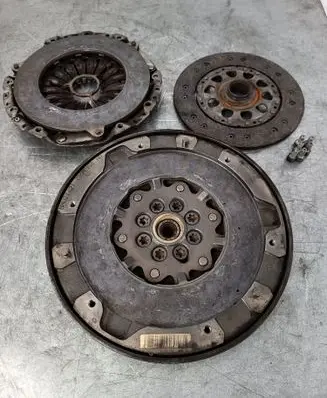 BMW 3 E90 E91 Clutch set kit 7567839 7594958 7603846
