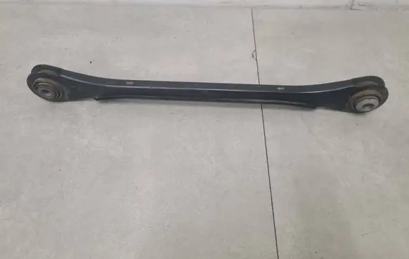 Volkswagen Touareg II Rear control arm 7P0501531 7P0501529