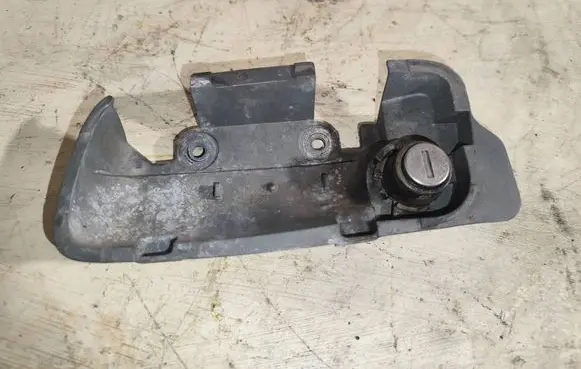 Opel Zafira A Coupe door lock (next to the handle) 
