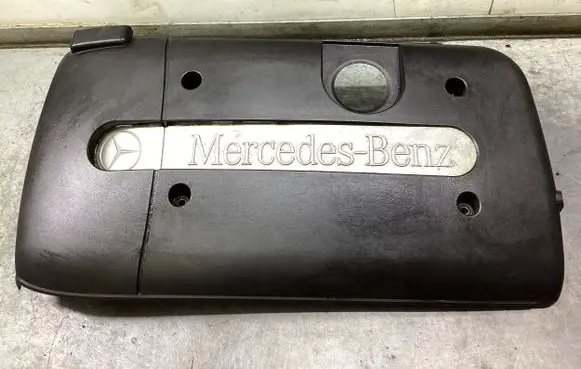Mercedes-Benz C W203 Engine cover (trim) A6110101067