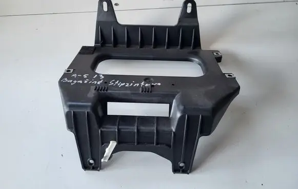Audi S5 Facelift Sound amplifier holder/bracket 4F0907101A