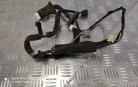 Mitsubishi Outlander Rear door wiring loom 3320270 030032