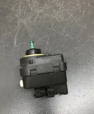Renault Scenic I Headlight level adjustment motor 07700840141