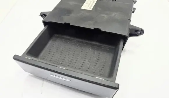 BMW 5 E60 E61 Car ashtray 697637505