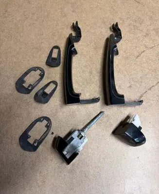 BMW X5 E70 Rear door exterior handle 7207693