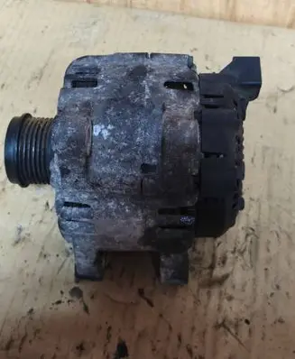 Volvo V50 Generator/alternator AV6N10300GC 111006692 30659390