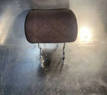 Mercedes-Benz E W124 Rear seat headrest 