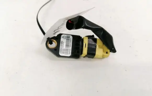 Mitsubishi Outlander Airbag deployment crash/impact sensor 8651A001 39754C