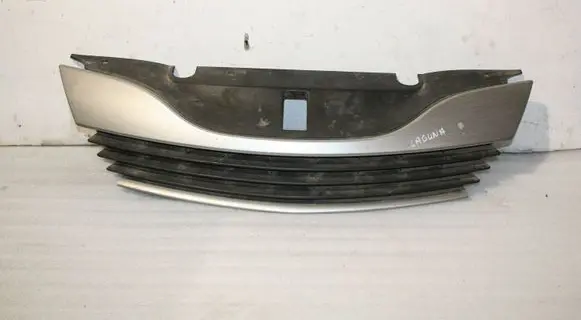 Renault Laguna II Front grill 8200012581