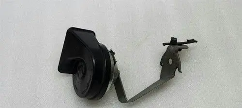 Volkswagen PASSAT B6 Horn buzzer relay 3C0951223D