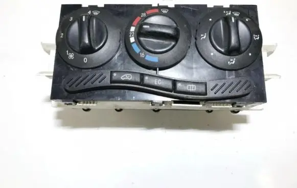Mercedes-Benz A W168 Climate control unit 1688300485 k110699