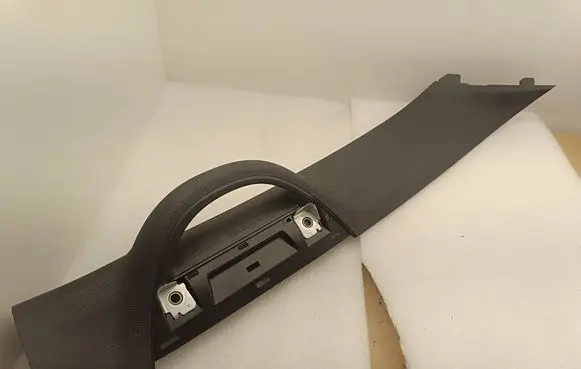 Chrysler Pacifica (A) pillar trim 5RH52TRMAG MT1852B 66592R